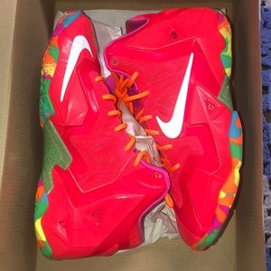 Lebron XI fruity pebbles